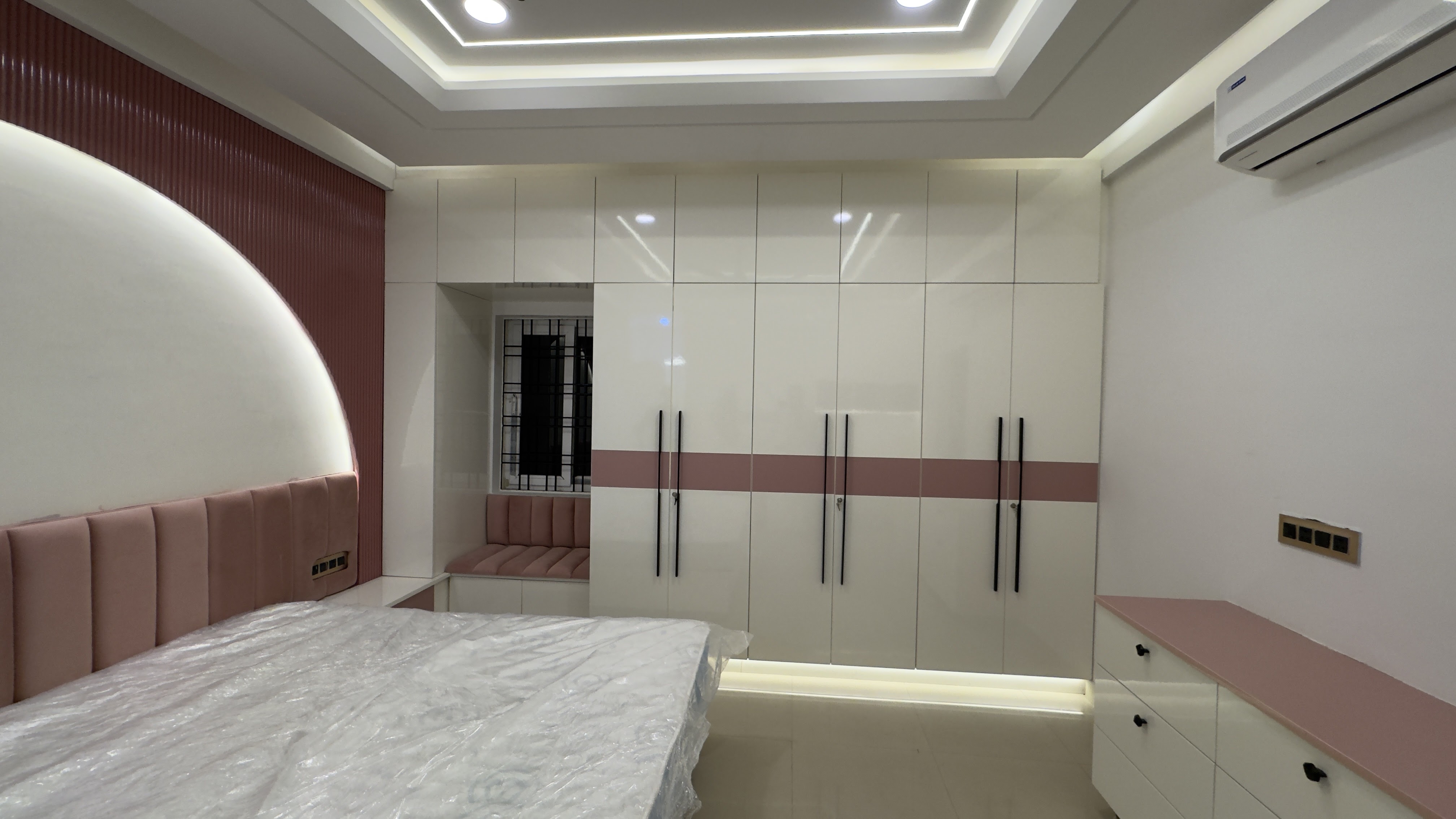 Bedroom 9